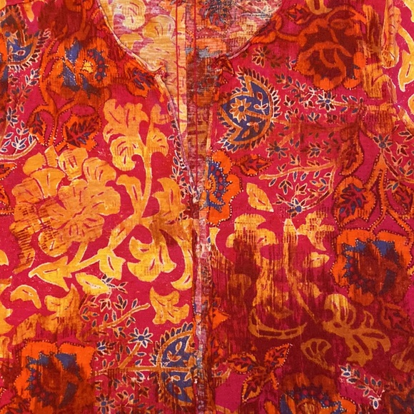 Pilcro Tops - Anthropologie Pilcro Shirt Womens sz. L Pink Floral Pintuck Short Sleeve